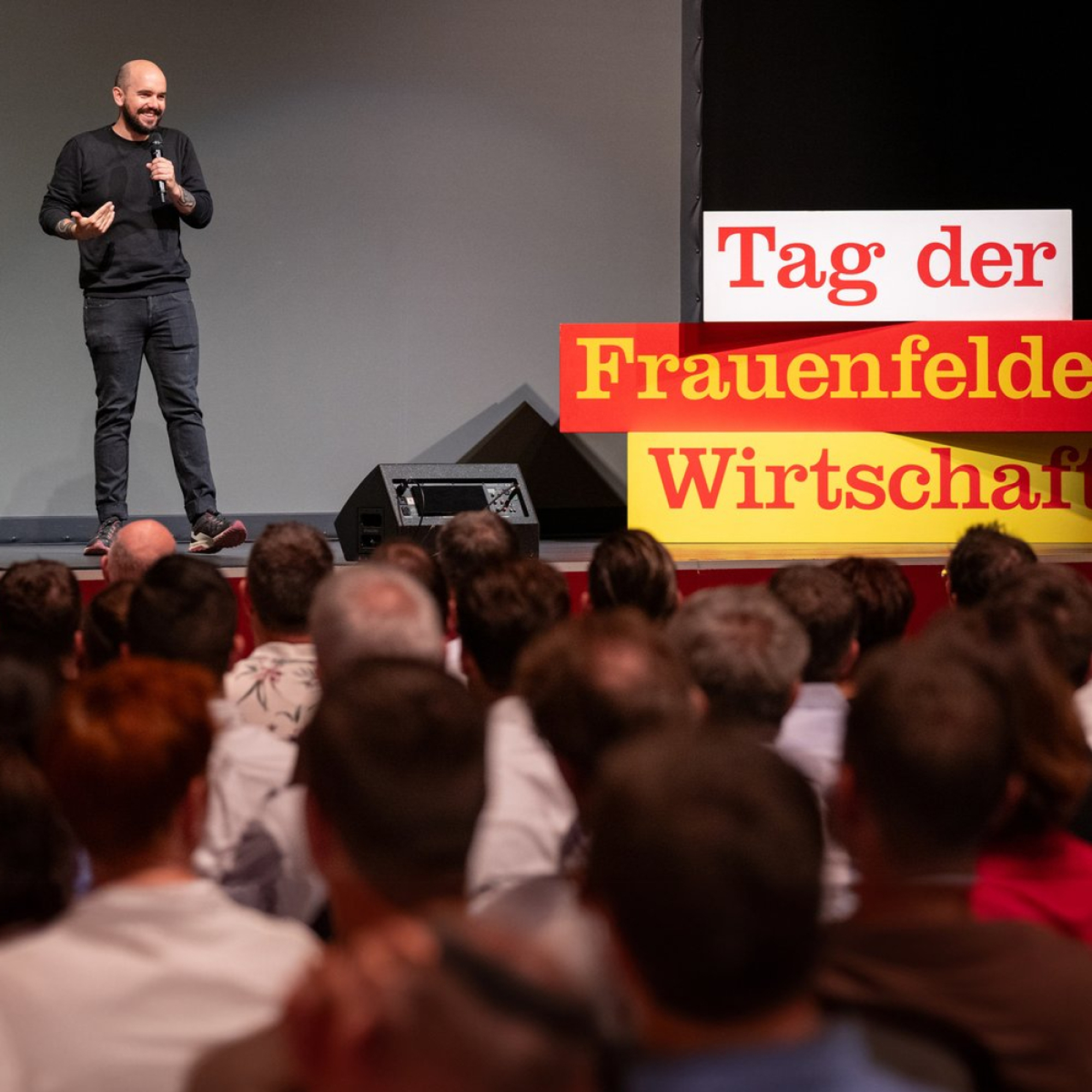 13. Tag der Frauenfelder Wirtschaft „KI – zwischen Comedy und Cashflow“